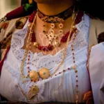 Scopri le più antiche tradizioni sarde con Emerald Freedom La Maddalena.