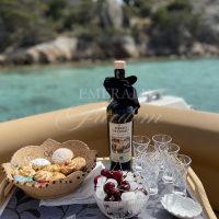 aperitivo-tramonto-bordo-la-maddalena-sardegna-barca-00023 aperitivo-tramonto-bordo-la-maddalena-sardegna-barca-00023