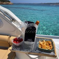 aperitivo-tramonto-bordo-la-maddalena-sardegna-barca-00038 aperitivo-tramonto-bordo-la-maddalena-sardegna-barca-00038