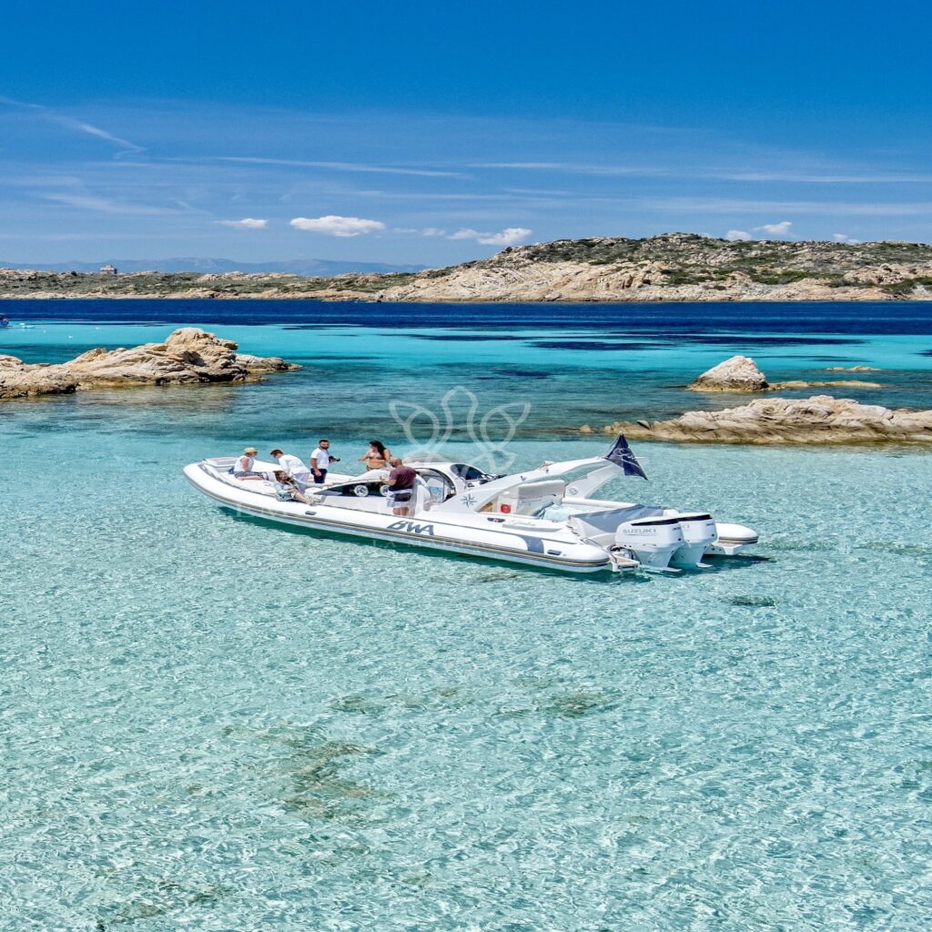 boat tour la maddalena archipelago by emerald cruiese freedom